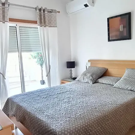 아파트 Royal Golf By Amandio Batista 카바나스데타비라